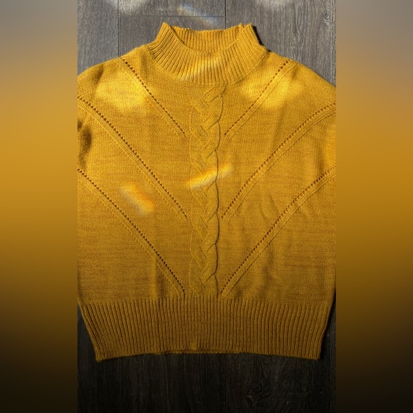 XL Mustard yellow mock neck cable knit detail. Cozy back to school. Ardene - Picture 5 of 10